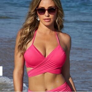 New w/tags- Carmen Marc Valvo Swim Sense fuscia Wrap Top size S #inv445